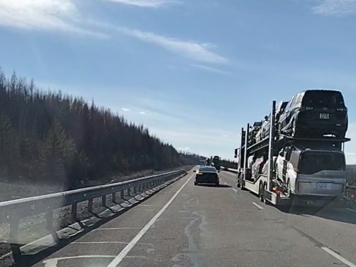 Перевозка автомобиля автовозом.