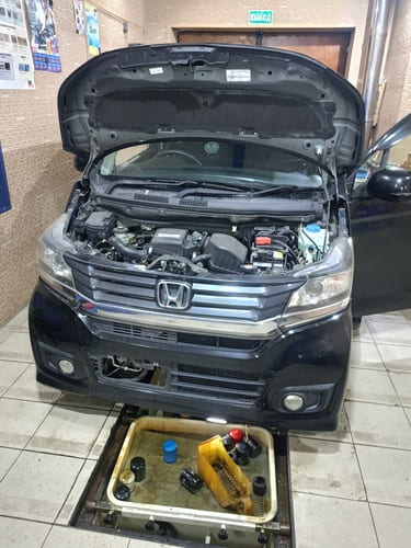 Техобслуживание автомобиля перед перегоном.