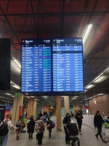 Перелет к месту получения автомобиля.